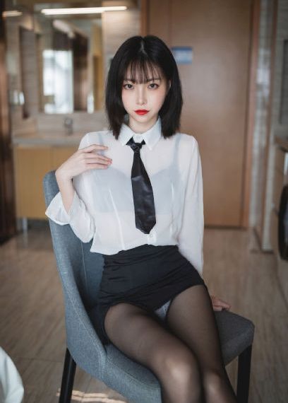 女生真人生活照可爱_HD在线观看